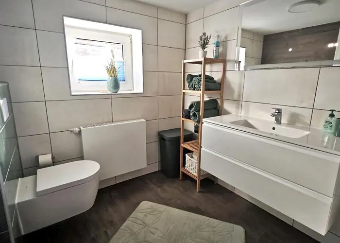 Schnepfenthal Appartement *